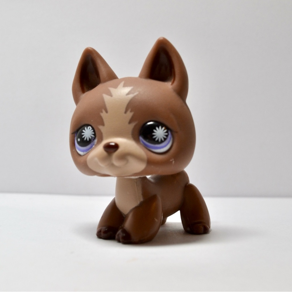 Littlest Pet Shop # 867 Brown Happiest German Shepherd Dog Purple Sun Eyes